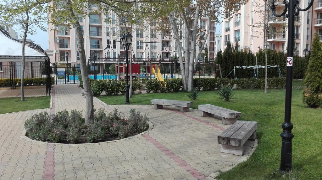 Sun City Apartments Sunny Beach Exterior foto