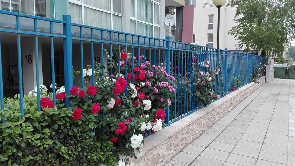Sun City Apartments Sunny Beach Exterior foto